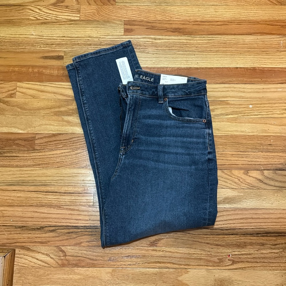 American Eagle Mom Jean